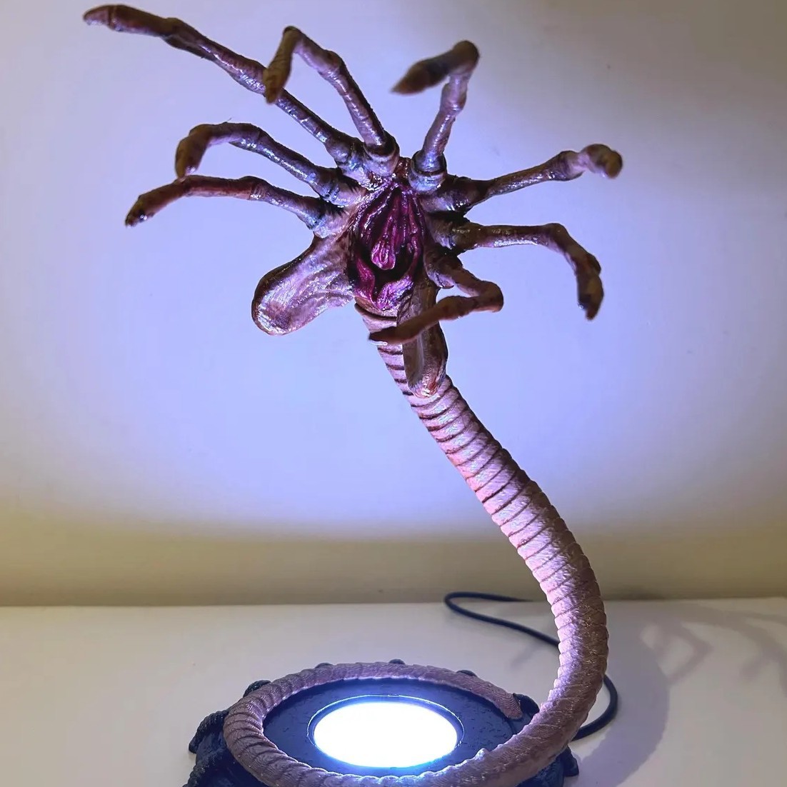 Alien Facehugger Lamp Nightlig - Neon Sign Party review and price