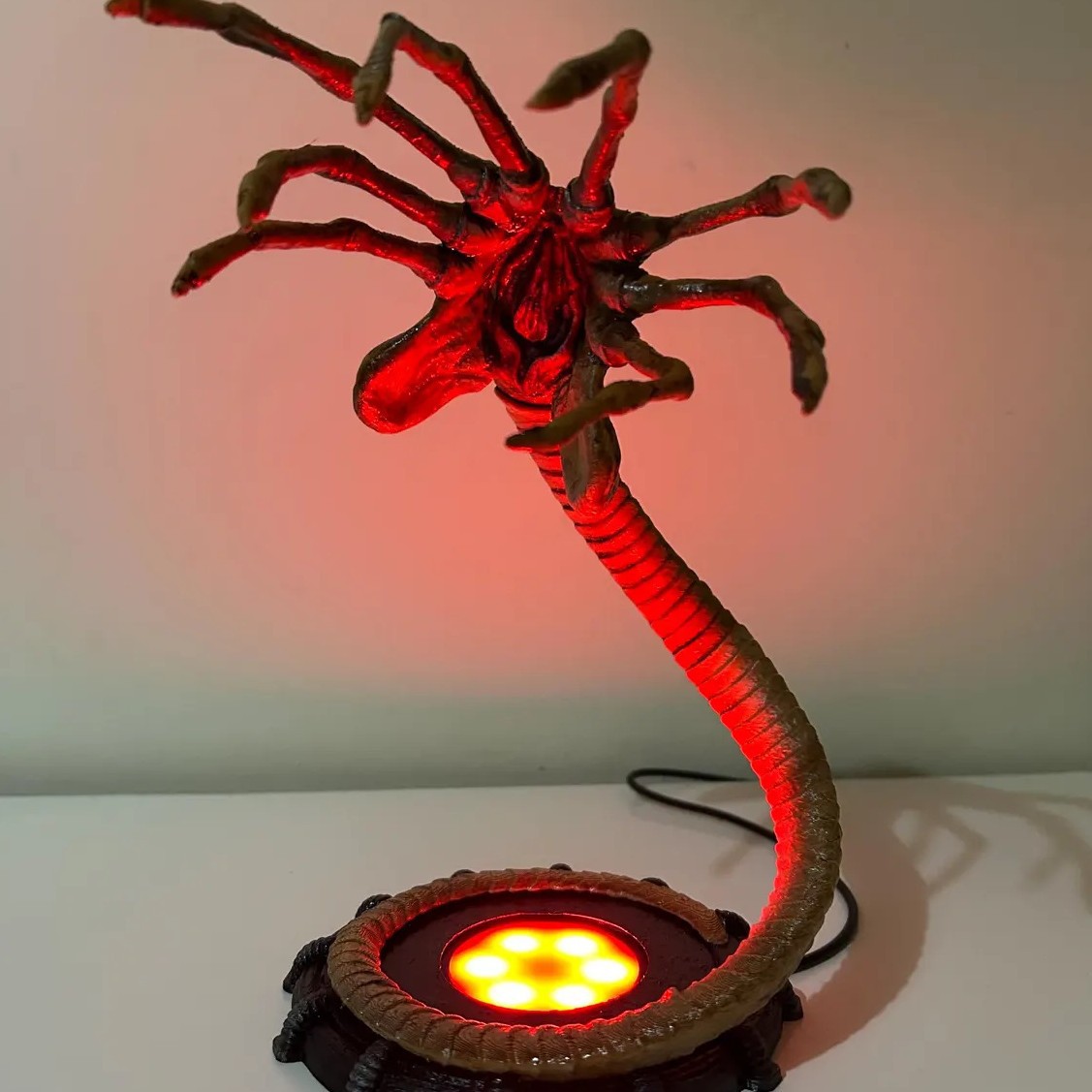 Alien Facehugger Lamp Nightlig - Neon Sign Party review and price